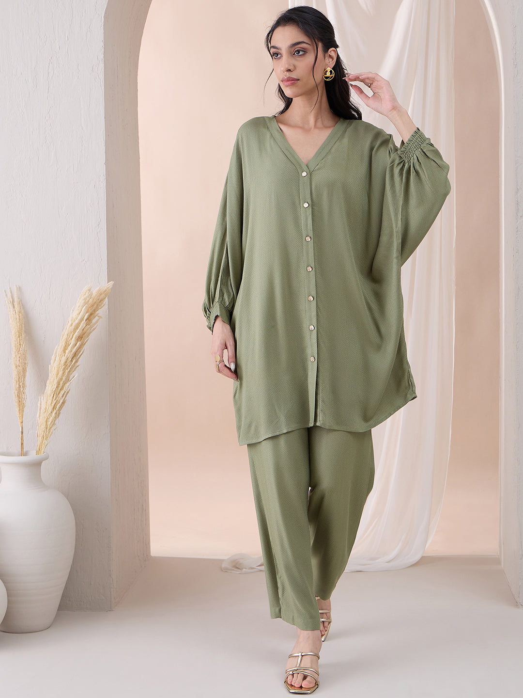 Pista Green Button Down Tunic With Straight Pant