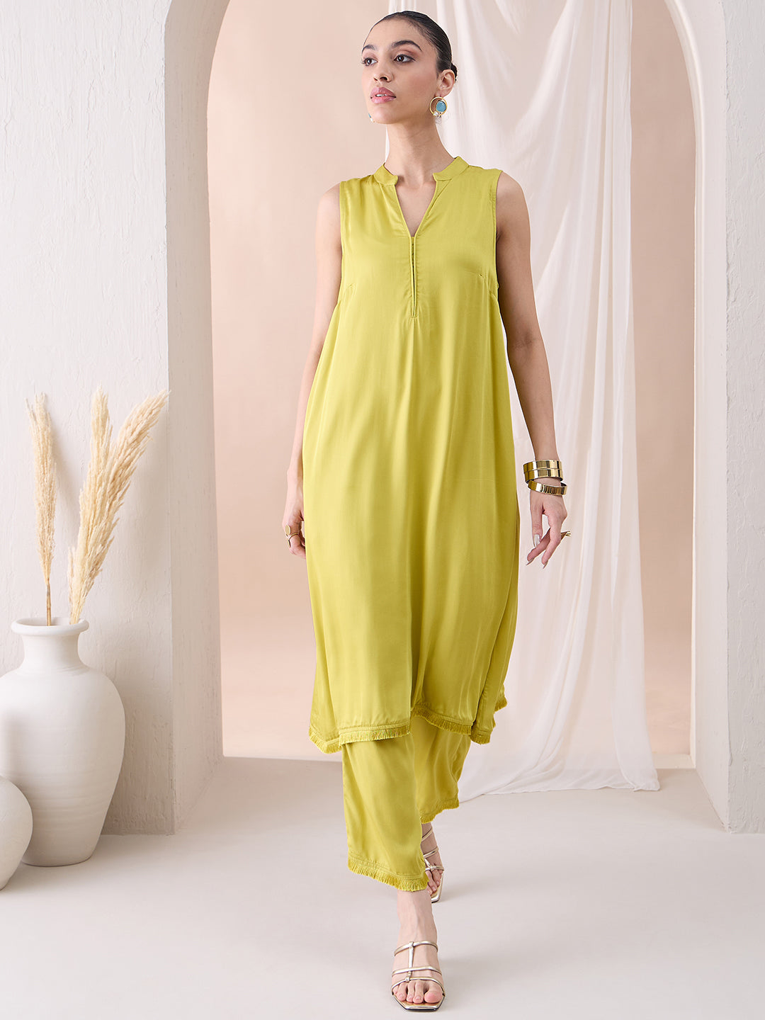 Pear Green Fringe Lace Detailing Long Kurta With Straight Pant