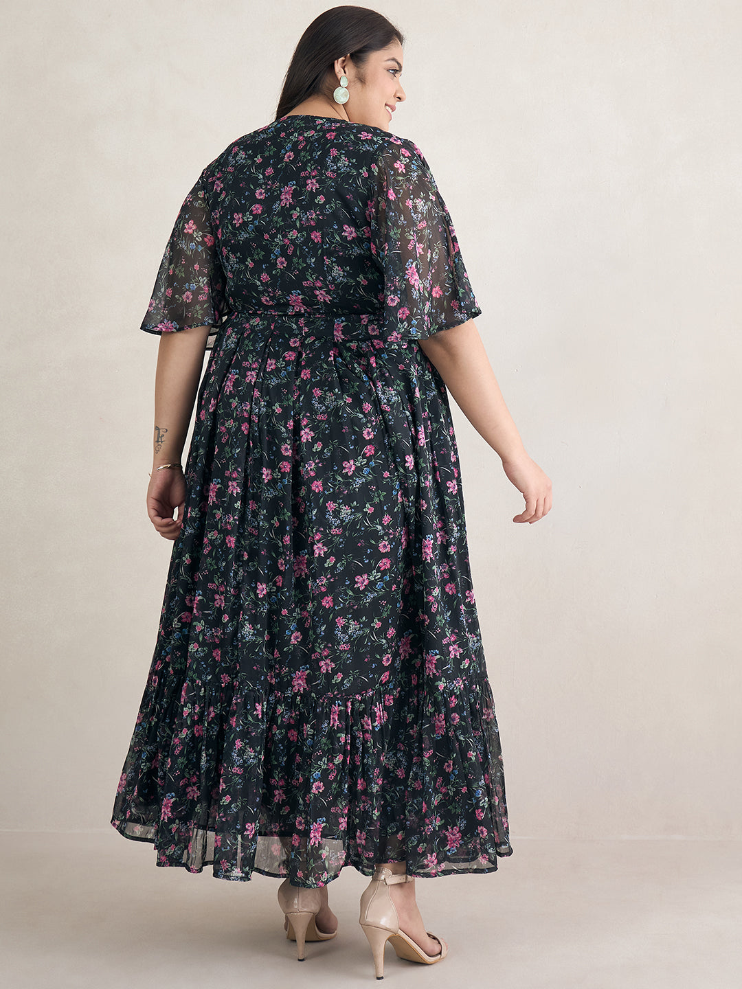 Black Floral Print Tiered Maxi Dress