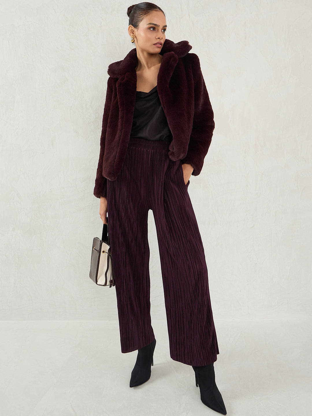 Wine Plisse Straight Pant