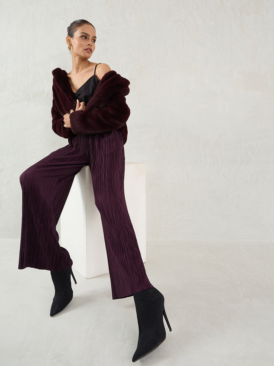 Wine Plisse Straight Pant