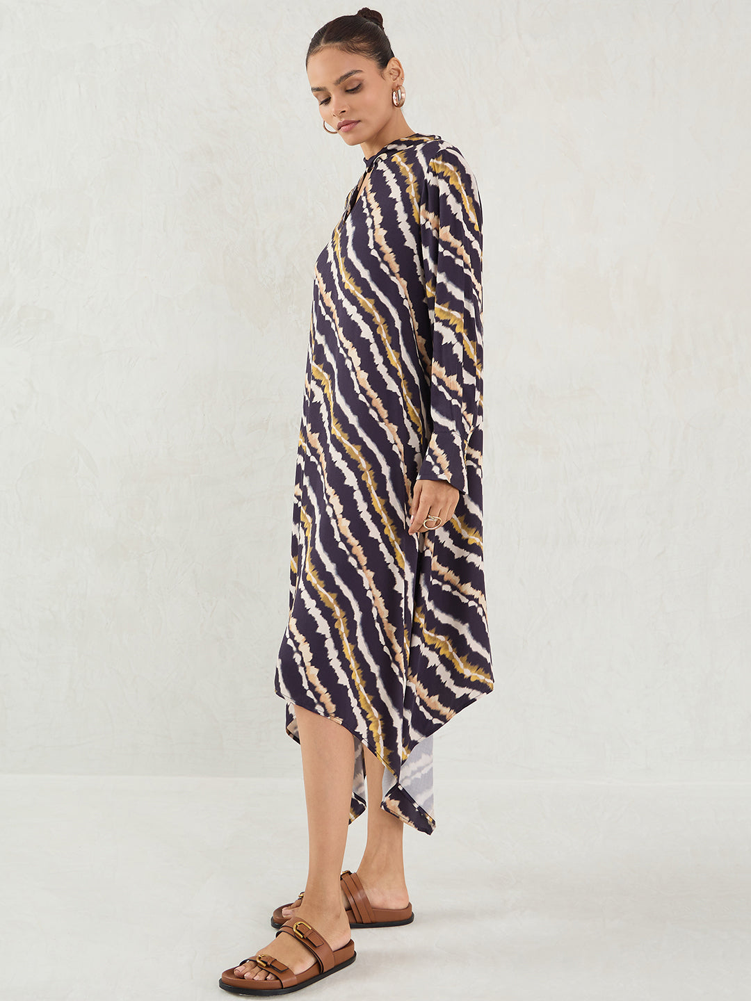 Black Abstract Print Asymmetric Maxi Dress