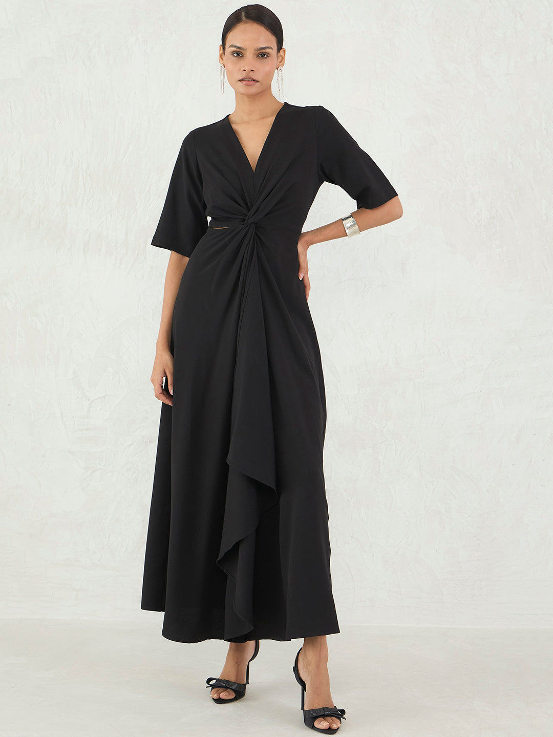 Black Front Twisted Maxi Dress