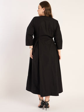 Black Pleat Detailing Poplin Maxi Dress