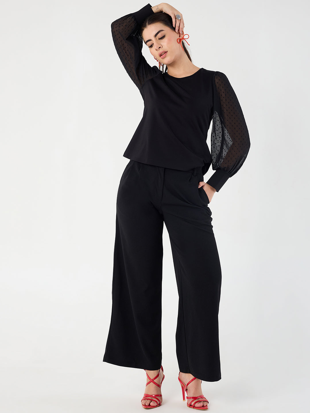 Black Round Neck Dobby Sleeves Top